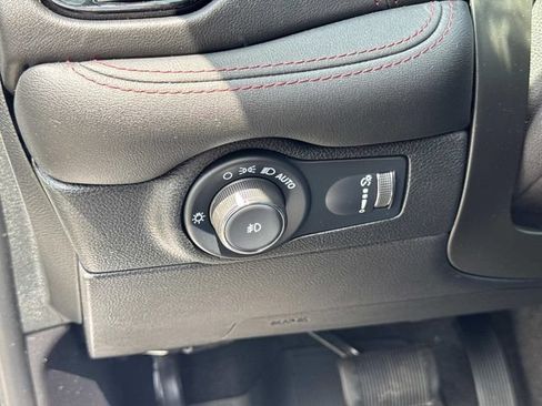 Used 2022 Dodge Durango R/T AWD/4WD image 34