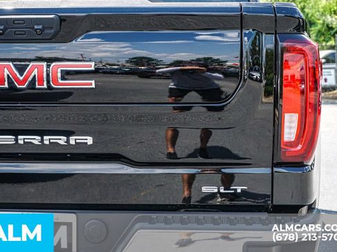 Used 2025 GMC Sierra 1500 SLT RWD image 12