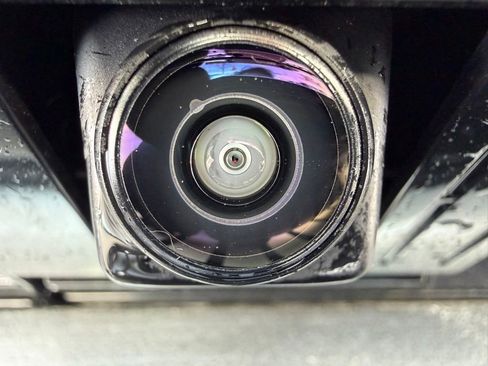 Used 2025 Nissan Ariya AWD image 9