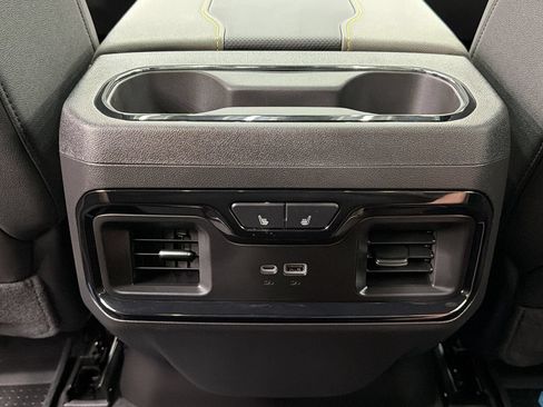Used 2026 Chevrolet Silverado 1500 ZR2 AWD/4WD image 39