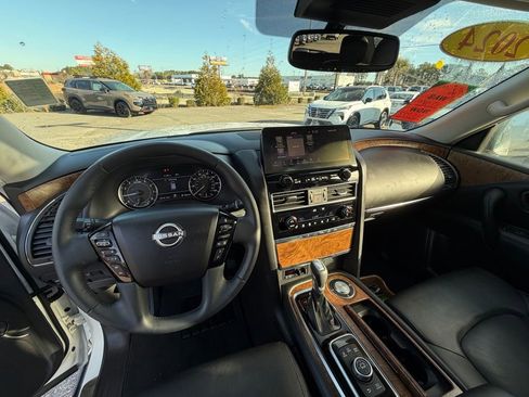 Certified 2024 Nissan Armada SL w/ Captain's Chairs Package image 19