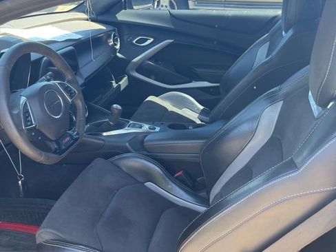 Used 2018 Chevrolet Camaro SS RWD image 14