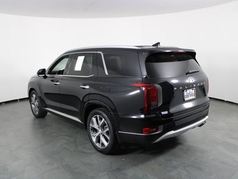 Used 2022 Hyundai Palisade Limited image 3
