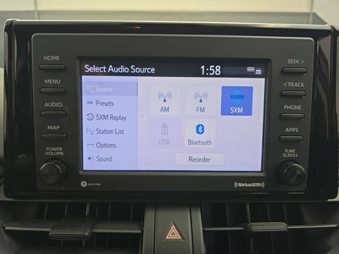 Used 2020 Toyota RAV4 XLE w/ Convenience Package FWD image 32