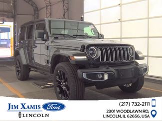 Used 2025 Jeep Wrangler Unlimited Sahara w/ Safety Group AWD/4WD video 1