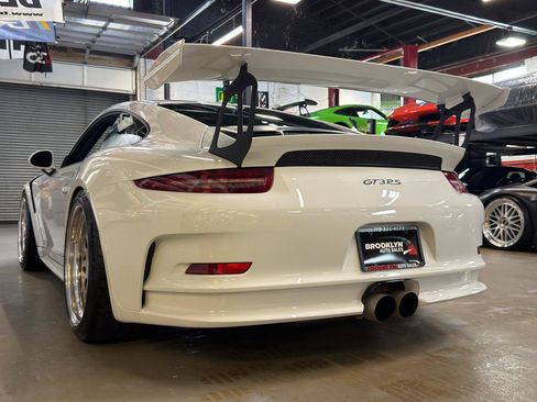 Used 2016 Porsche 911 GT3 RS RWD image 10