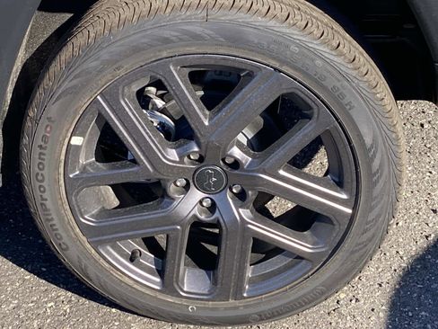 New 2026 Jeep Compass Limited image 3