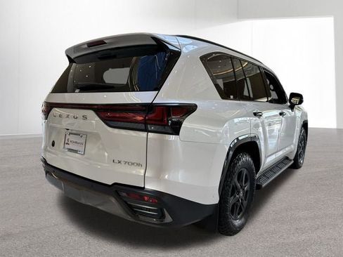 New 2025 Lexus LX 700h Overtrail image 36