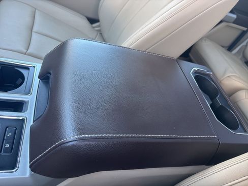 Used 2020 Ford F150 Lariat w/ Equipment Group 502A Luxury image 29