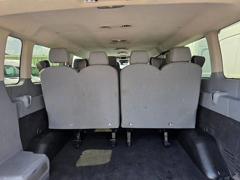 Used 2015 Ford Transit 350 XLT image 17