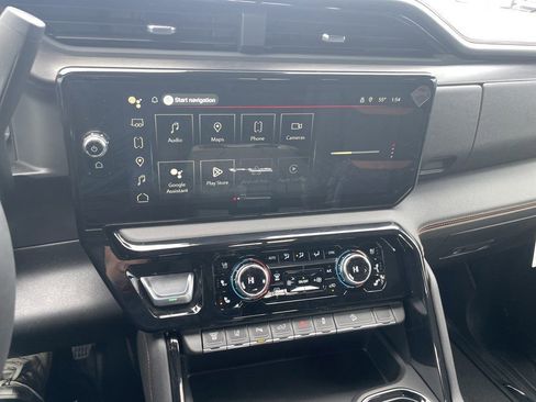 New 2026 GMC Sierra 2500 AT4 w/ AT4 Premium Plus Package AWD/4WD image 19