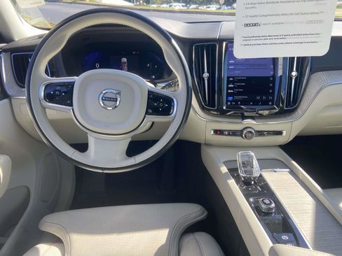 Certified 2023 Volvo XC60 B5 Ultimate w/ Protection Package Premier image 14