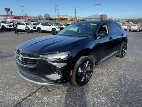 Certified 2023 Buick Envision Essence w/ Sport Touring Package image 5