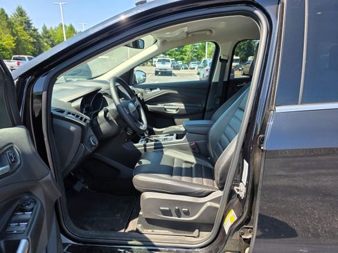 Used 2019 Ford Escape Titanium AWD/4WD image 20