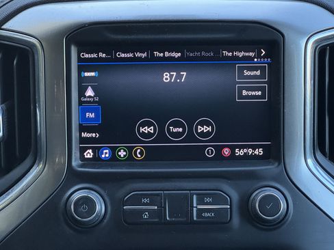 Used 2022 Chevrolet Silverado 1500 LT Trail Boss w/ Safety Package image 10