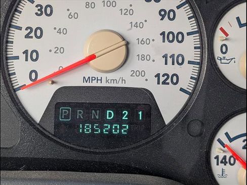 Used 2006 Dodge Ram 2500 Truck SLT image 10