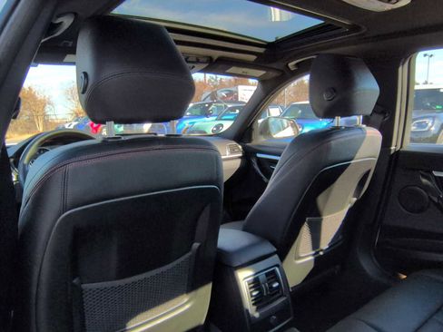 Used 2018 BMW 330i Sedan image 19