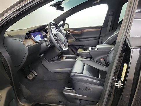 Used 2021 Tesla Model X Long Range image 7