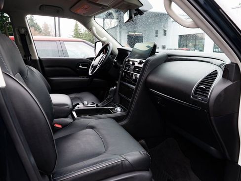 Used 2024 INFINITI QX80 Luxe image 25