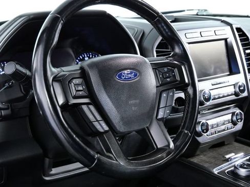 Certified 2018 Ford Expedition Limited w/ Equipment Group 302A AWD/4WD image 21