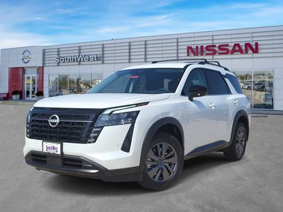 New 2026 Nissan Pathfinder SV