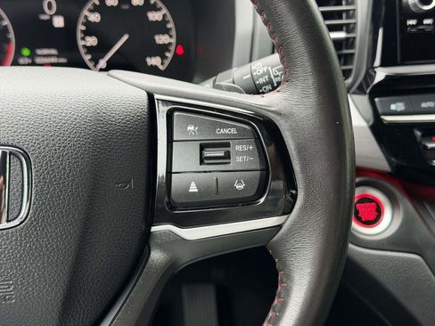 Used 2025 Honda Odyssey Sport-L image 10