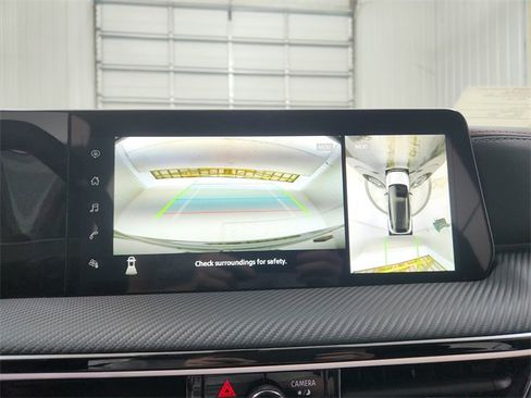 New 2025 Nissan Kicks SR image 25