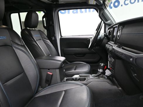 Used 2022 Jeep Wrangler Unlimited Rubicon 4xe w/ Steel Bumper Group image 7