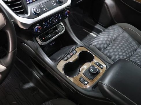 Used 2021 GMC Acadia SLE w/ Driver Convenience Package FWD image 27