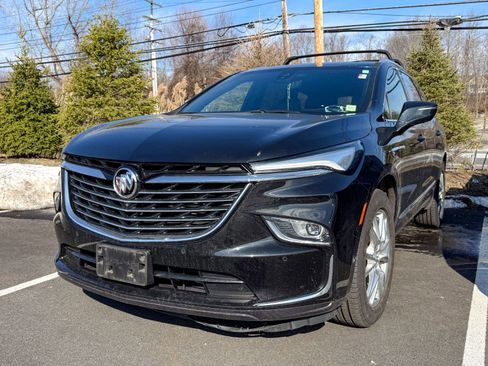 Used 2022 Buick Enclave Premium w/ Experience Buick Package image 2