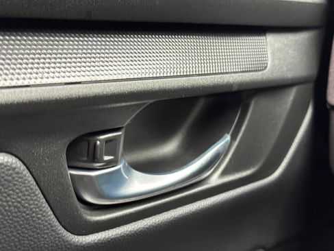 Certified 2025 Honda CR-V LX image 25