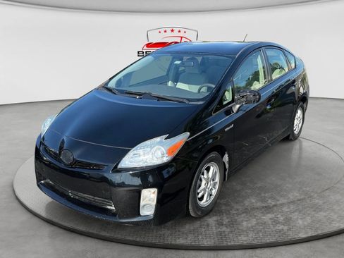 Used 2010 Toyota Prius Two FWD image 1