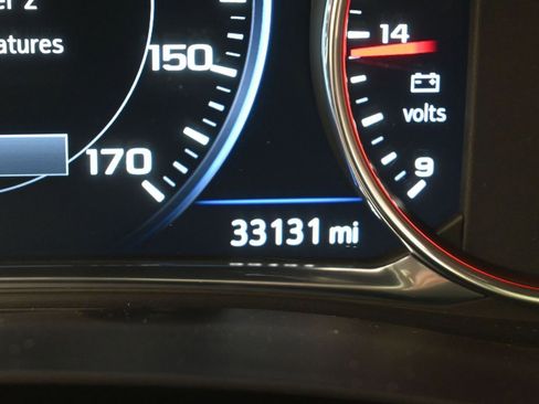 Used 2023 Chevrolet Traverse Premier w/ Redline Edition image 39