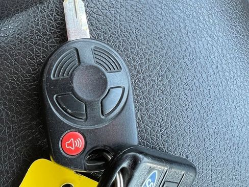 Used 2010 Ford Edge SEL FWD image 40