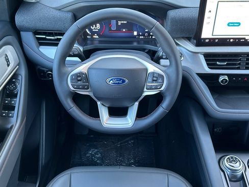 New 2026 Ford Explorer Active w/ Active Comfort Package AWD/4WD image 15