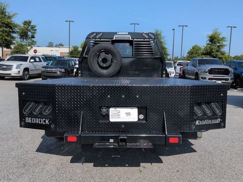 Used 2026 RAM 3500 Tradesman w/ Chrome Appearance Group AWD/4WD image 4