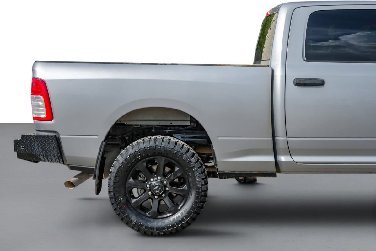 Used 2023 RAM 2500 Big Horn w/ Level 1 Equipment Group AWD/4WD image 6