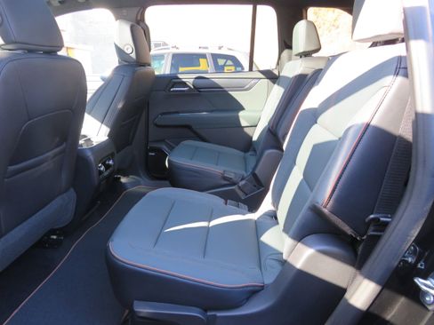 New 2026 GMC Acadia AT4 w/ Super Cruise Package image 9