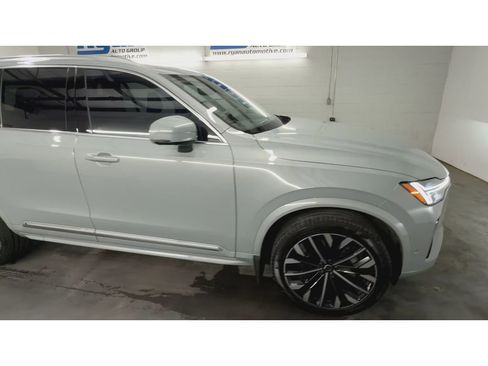 Used 2025 Volvo XC90 B6 Plus w/ Protection Package Premier image 2