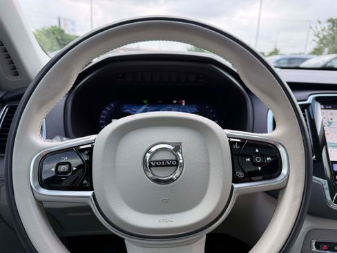 Certified 2024 Volvo XC90 T8 Plus w/ Protection Package AWD/4WD image 18