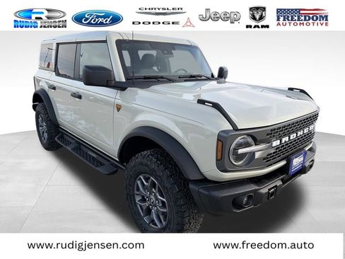 New 2025 Ford Bronco Badlands AWD/4WD image 11