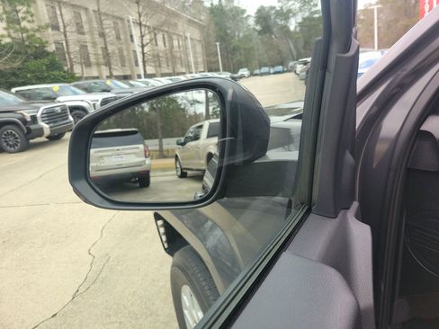 Certified 2025 Toyota Tacoma SR5 image 13