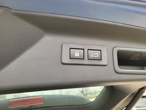 Used 2026 Subaru Forester Touring AWD/4WD image 19