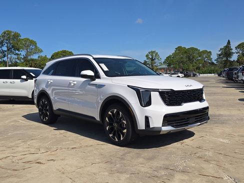New 2026 Kia Sorento EX image 2