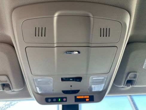 Used 2020 Buick Envision Essence image 24