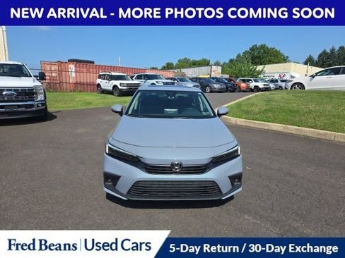 Used 2024 Honda Civic Touring image 2