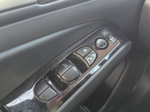 Used 2024 Nissan Altima 2.5 SR image 23