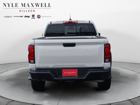 Used 2024 Chevrolet Colorado Trail Boss w/ Advanced Trailering Package AWD/4WD image 15