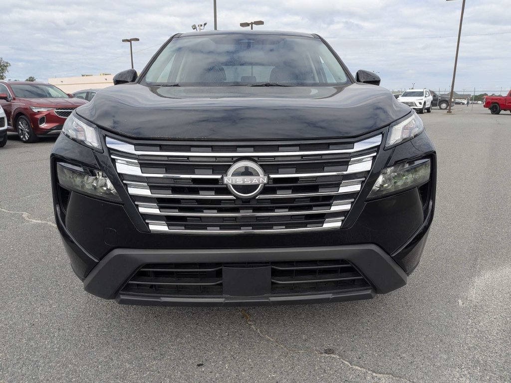 Used 2025 Nissan Rogue SV FWD image 13