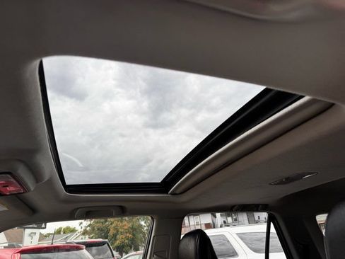 Used 2015 Toyota 4Runner SR5 Premium AWD/4WD image 12